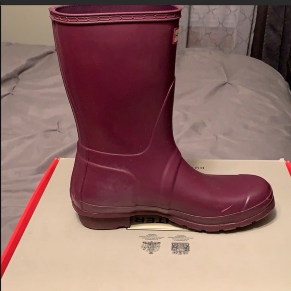 Hunter Short Rain Boots - Picture 2 of 3
